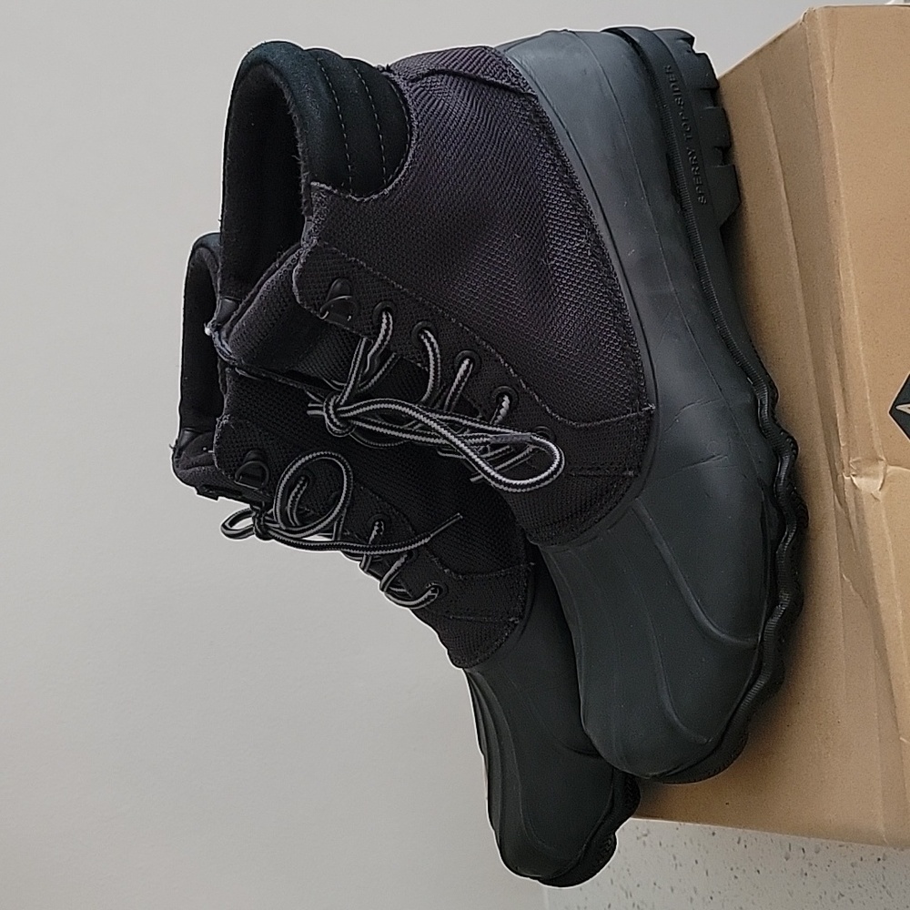 Mens Sperry Boots - Picture 2 of 6